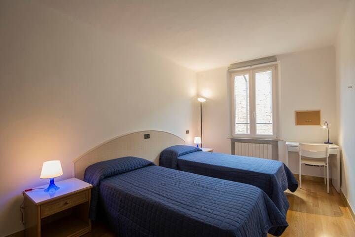 Habitación privada en alquiler por 400 € al mes en Siena, Via San Quirico