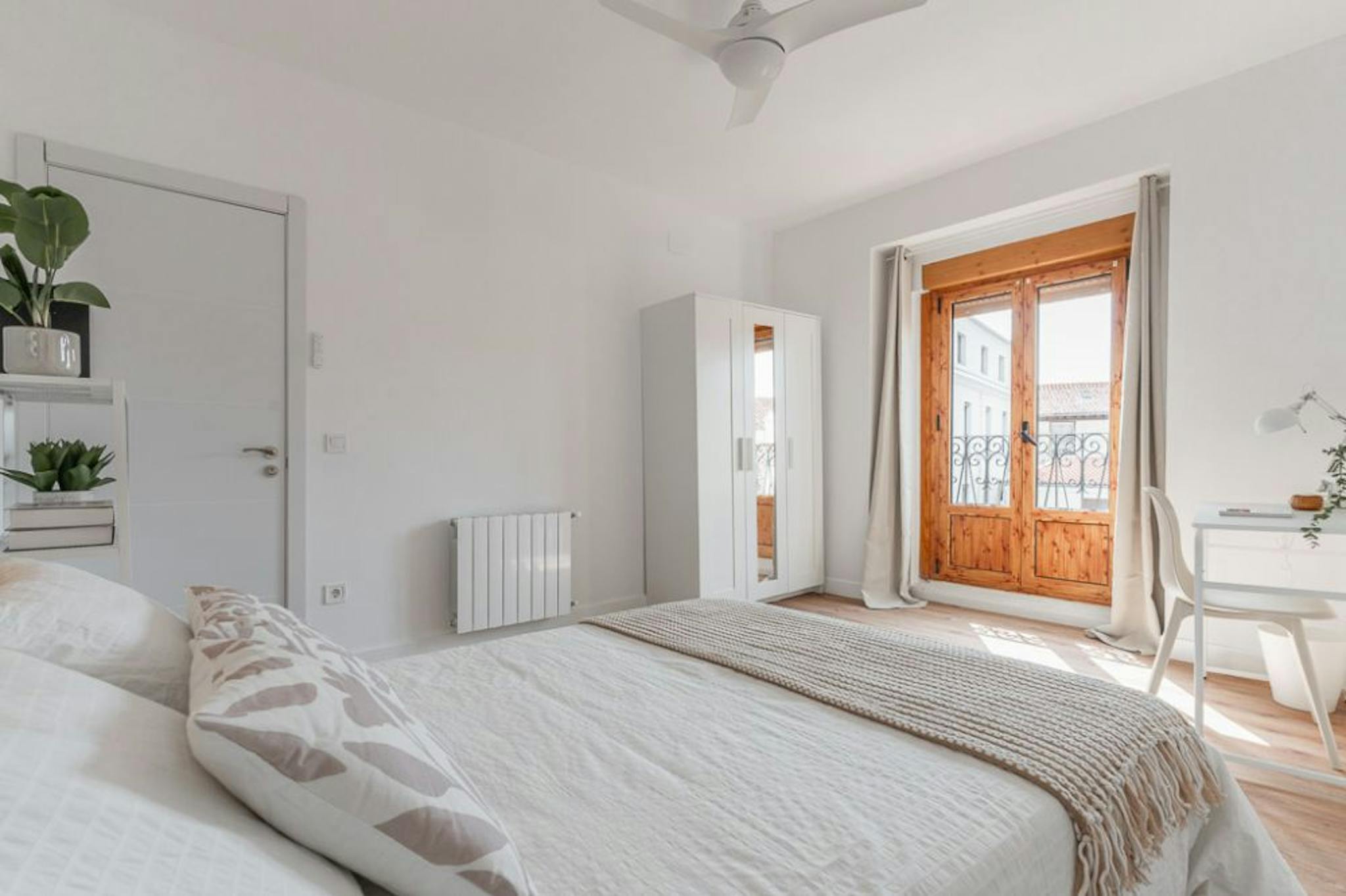 Calle de la Redondilla, Madrid preview