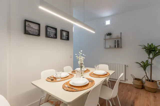 Private room in Calle de la Redondilla, Madrid (1639142) room image 2