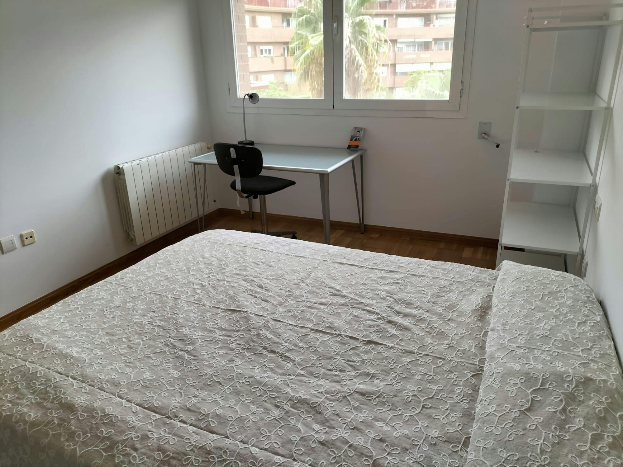 Carrer d'Antoni Suárez, Valencia preview