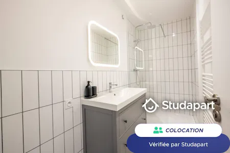 Private room for rent on Rue Henri Barbusse, Noisy-le-Sec, Noisy-le-Sec