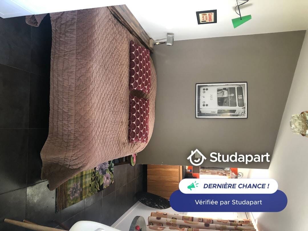 Apartamento para alugar por € 560 por mês em La Rochelle, Rue du Lignon