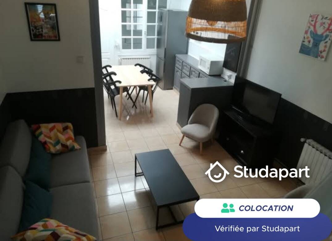 Private room for rent on Rue du Général Leclerc, Loos