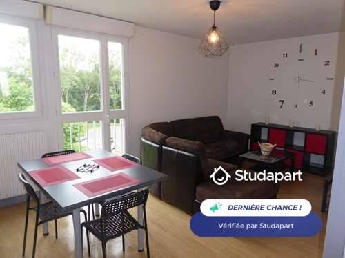 Apartment for rent for €450 per month in Rennes, Square du Menou