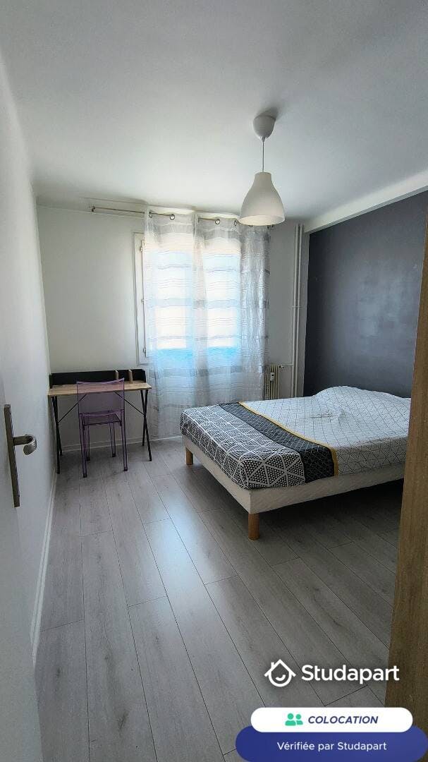 Private room for rent for €590 per month in Nice, Avenue Saint-Augustin