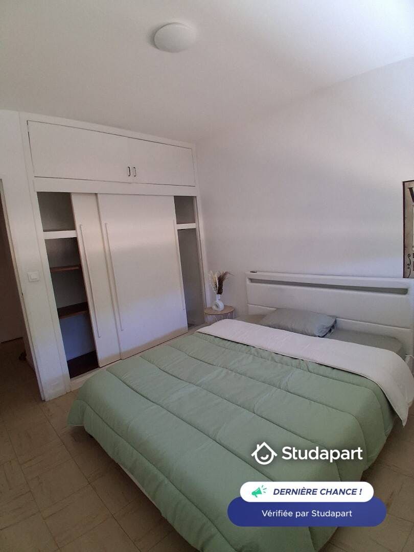 Lägenhet att hyra för 927 € i månaden i Limoges, Avenue du Président Vincent Auriol