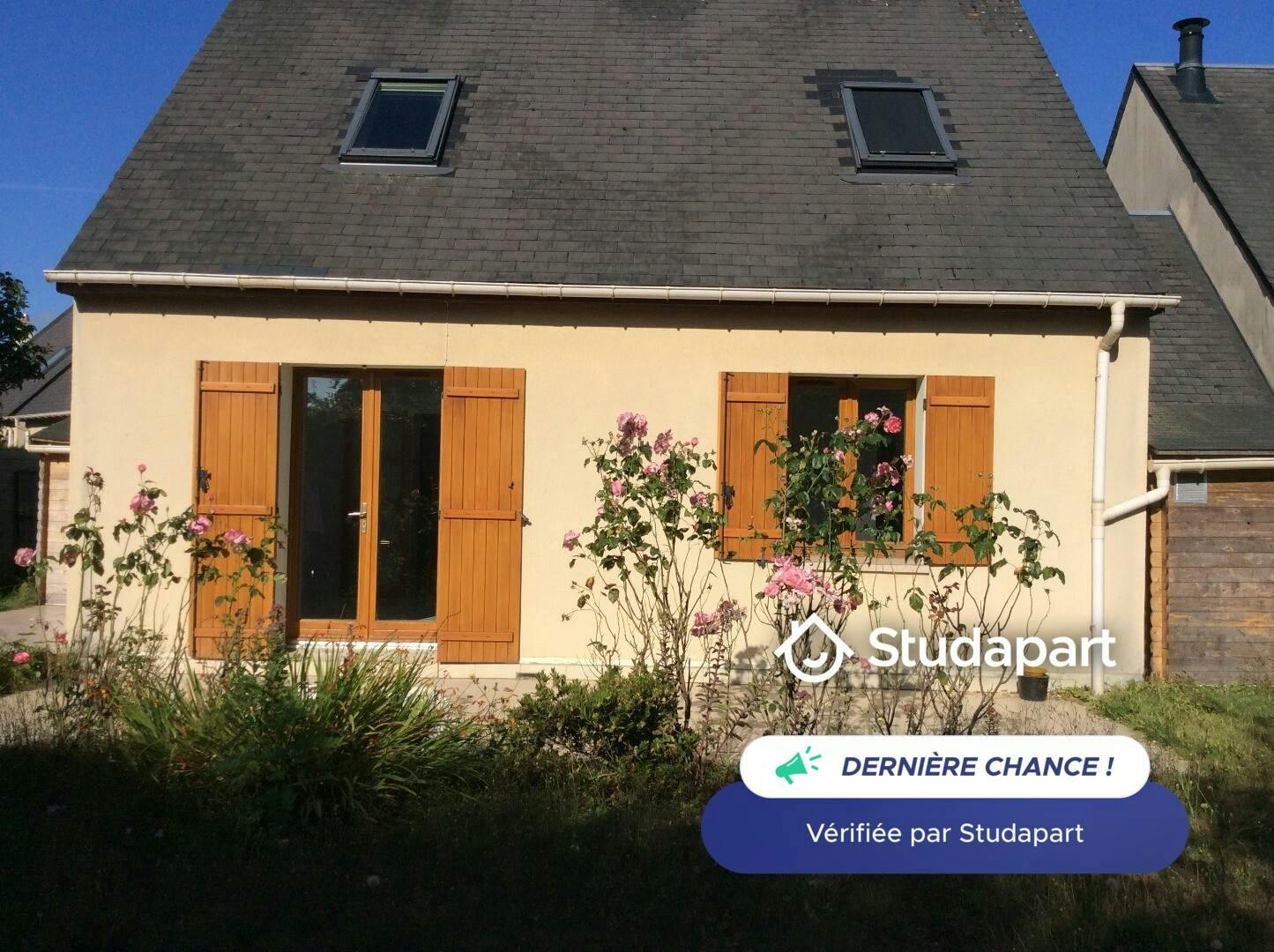 Haus zu mieten für 470 € pro Monat in Saint-Germain-la-Blanche-Herbe, Rue des Portiques