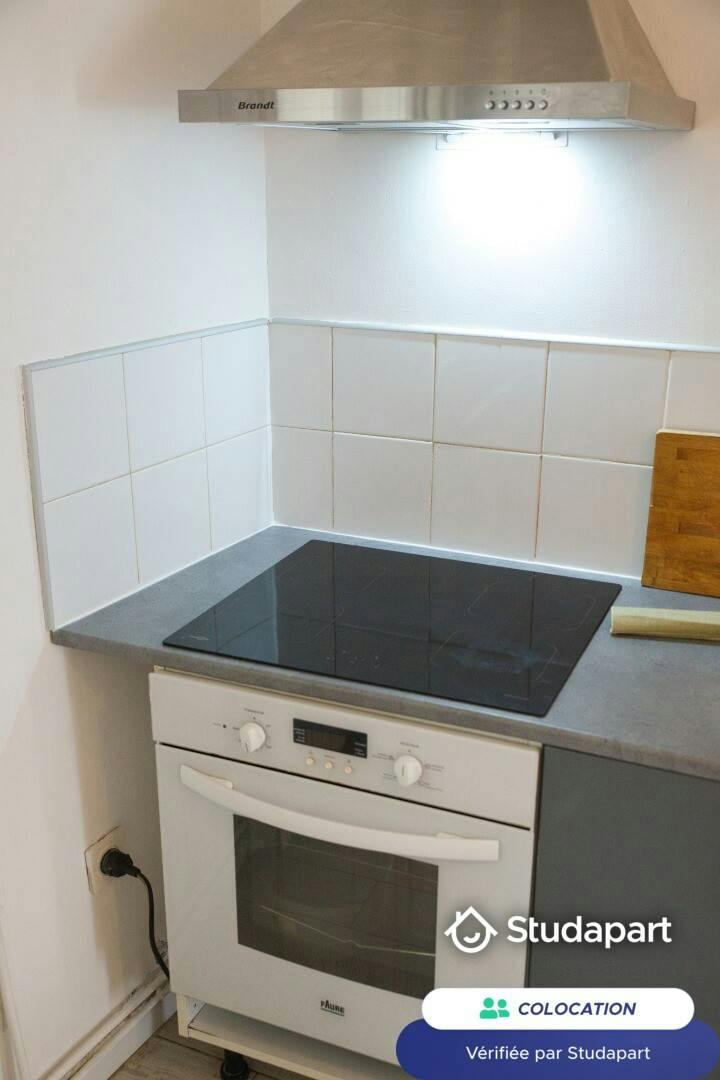 Private room for rent on Rue Thibaud, Marseille - Vue 4