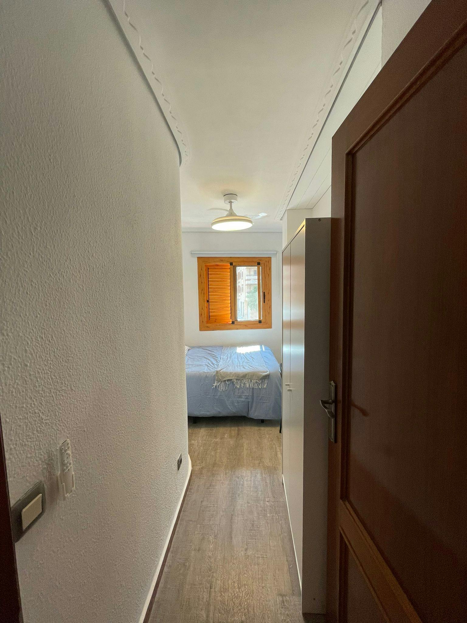 Single room Xirivella, 1 bed, 10m² — photo 5