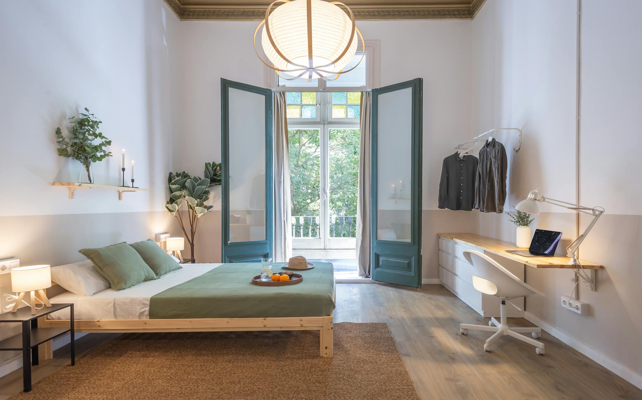 Carrer de Pau Claris, Barcelona preview