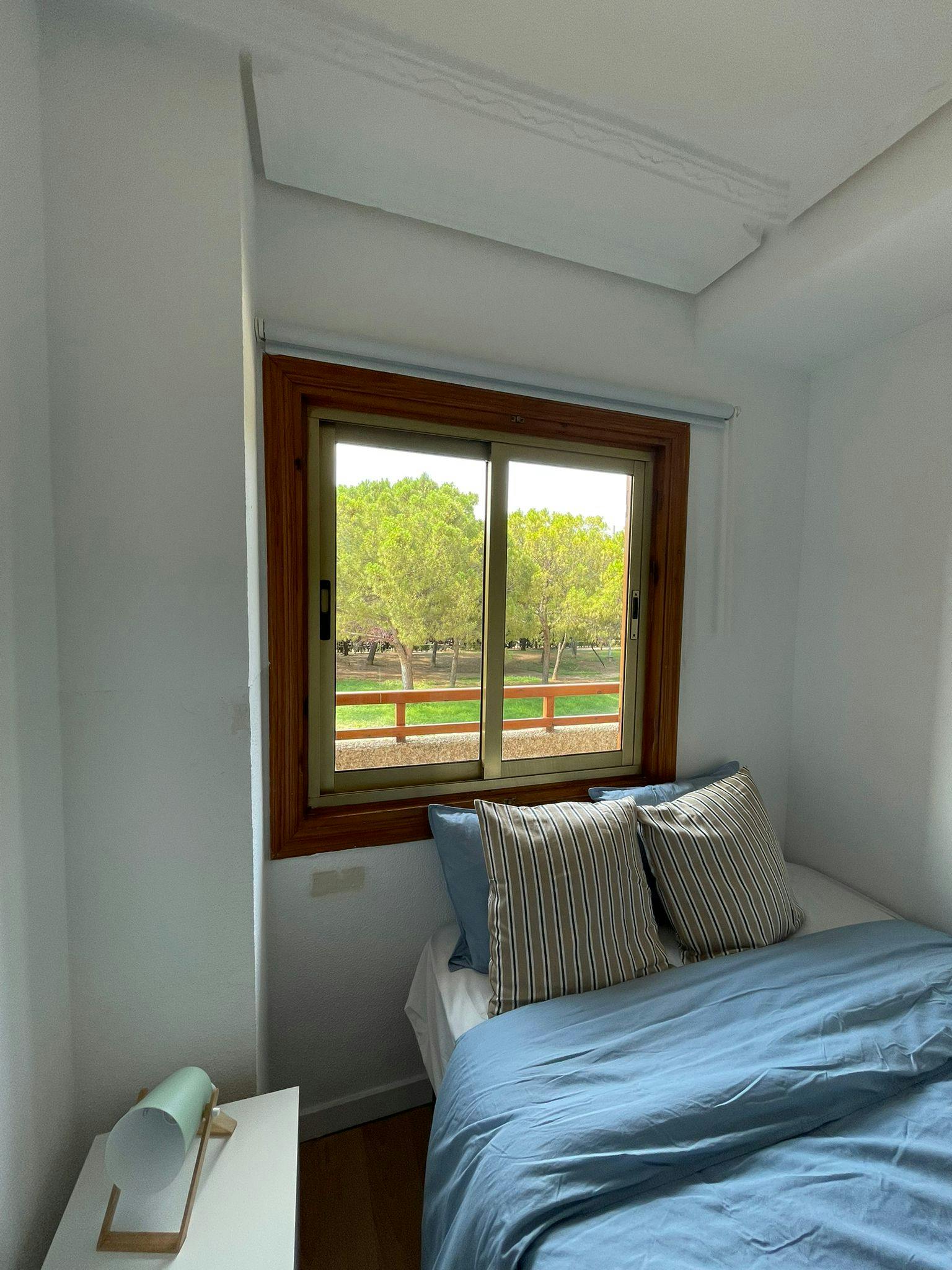 Single room Xirivella, 1 bed, 10m² — photo 10