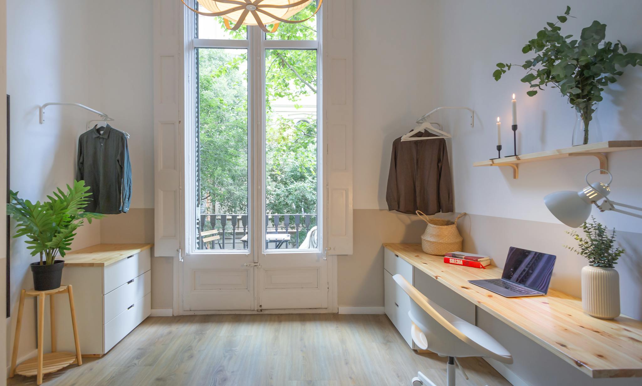 Carrer de Pau Claris, Barcelona preview