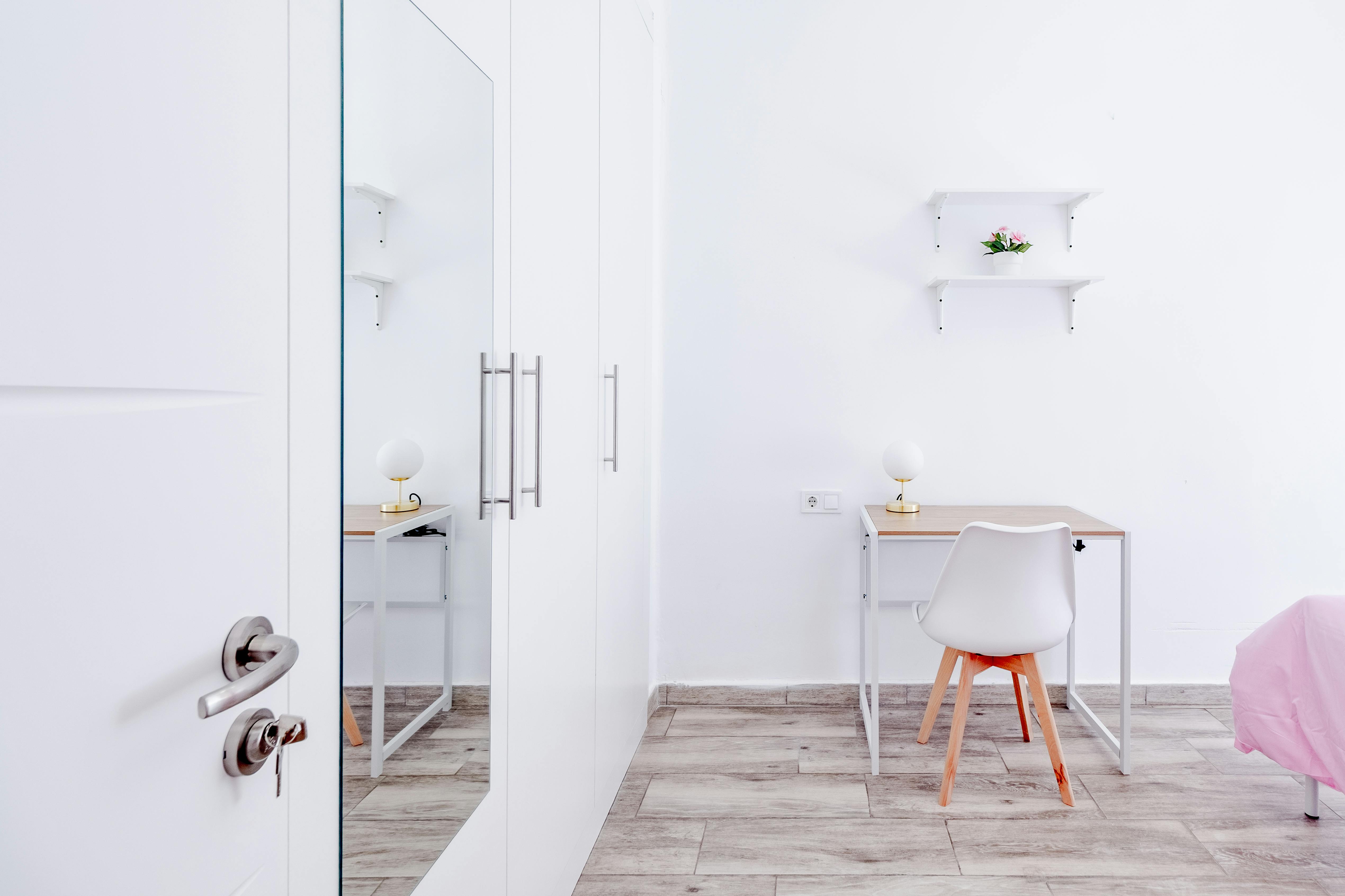 Single room Catarroja, 1 bed, 8m² — photo 2