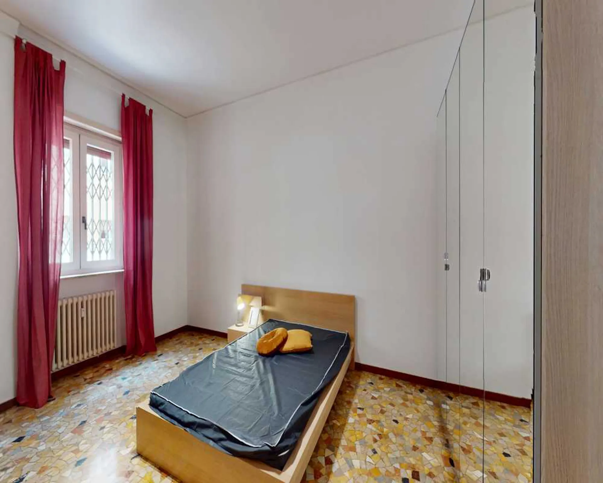 Via Anco Marzio, Milan preview