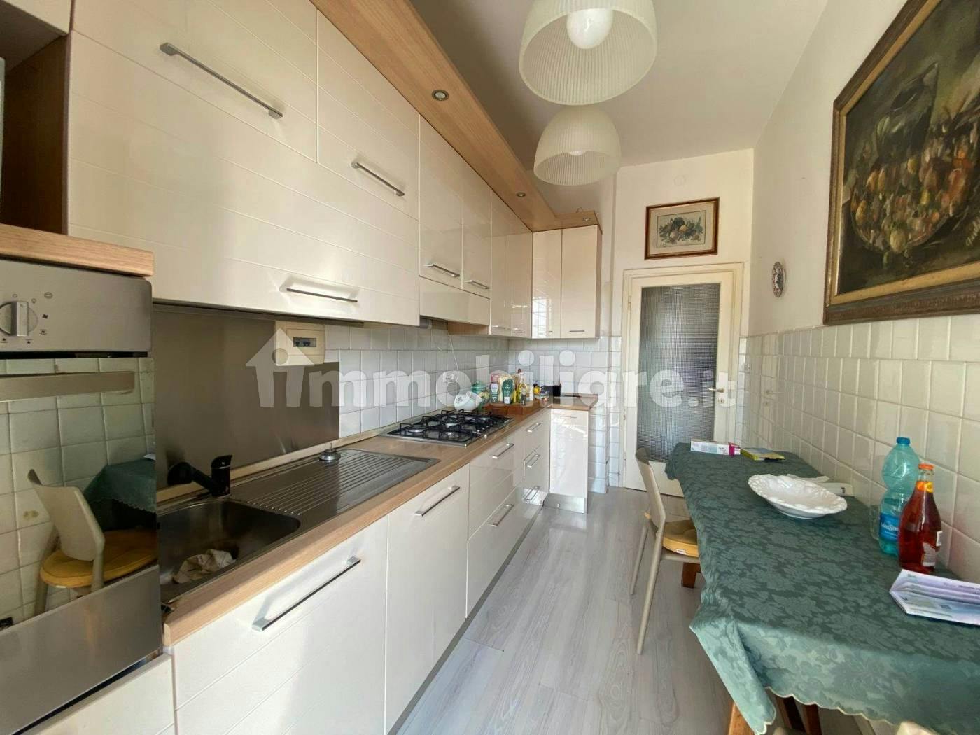 Single room Florence, 1 bed, 24m² — photo 6