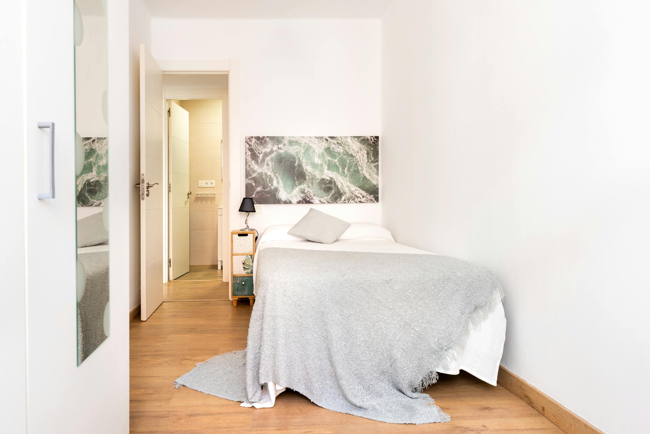 Отдельная комната сдается в аренду за 295 € в месяц в Oviedo, Calle Arquitecto Tioda