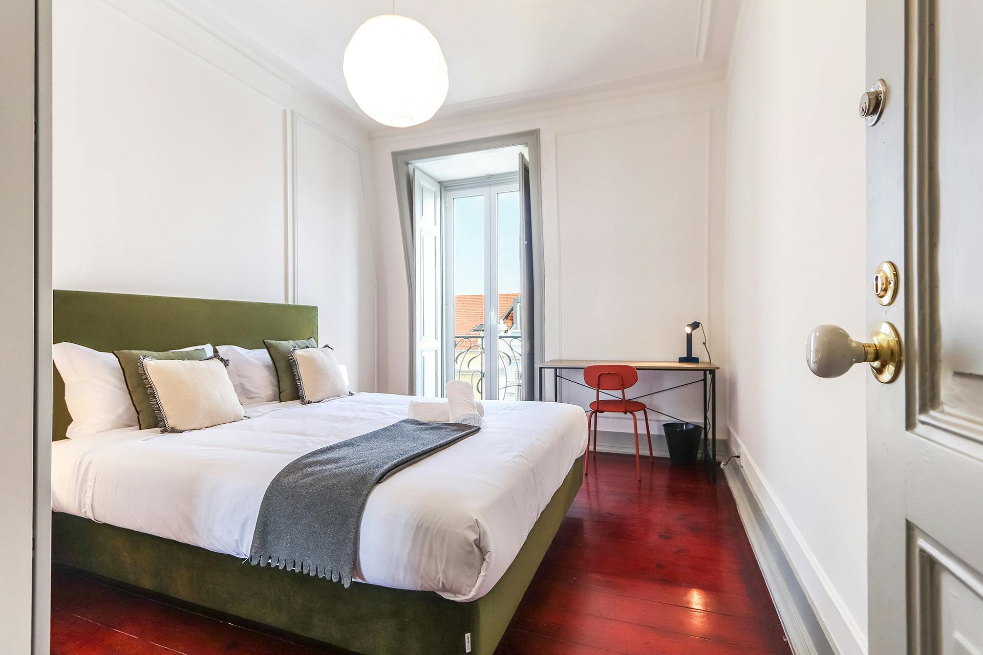 Rua Tenente Ferreira Durão, Lisbon preview