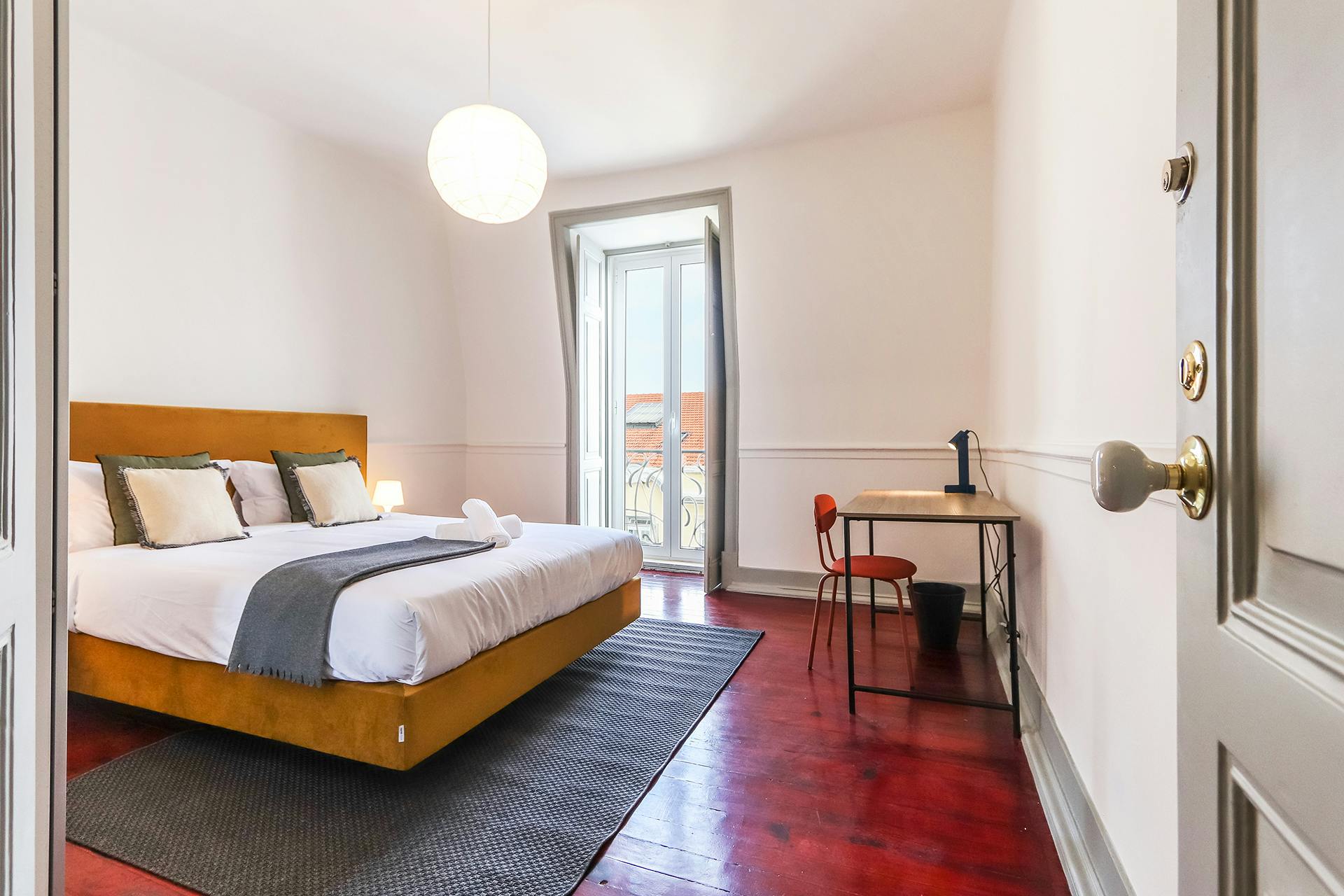 Rua Tenente Ferreira Durão, Lisbon preview