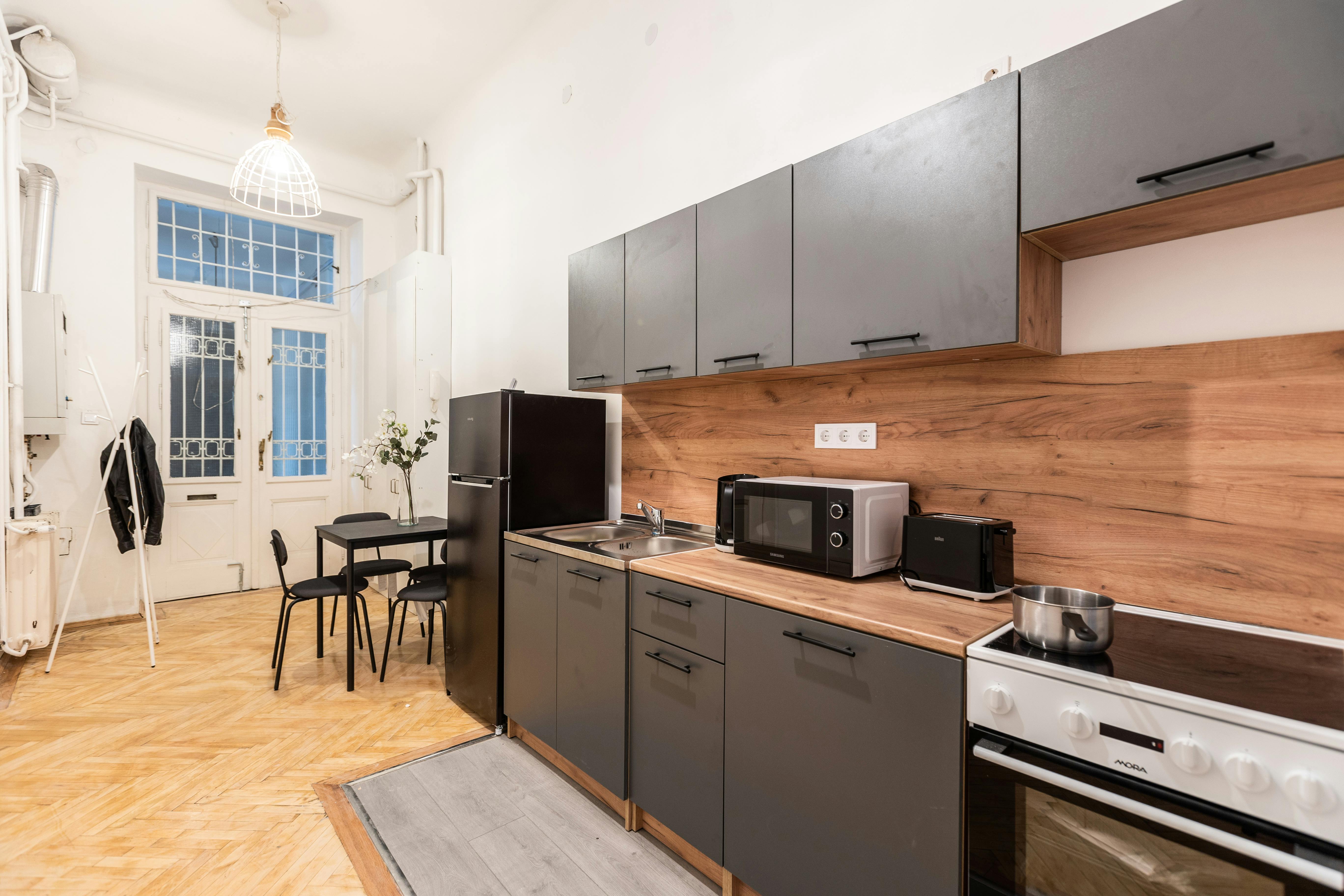 Double room Budapest, 1 bed, 15m² — photo 5