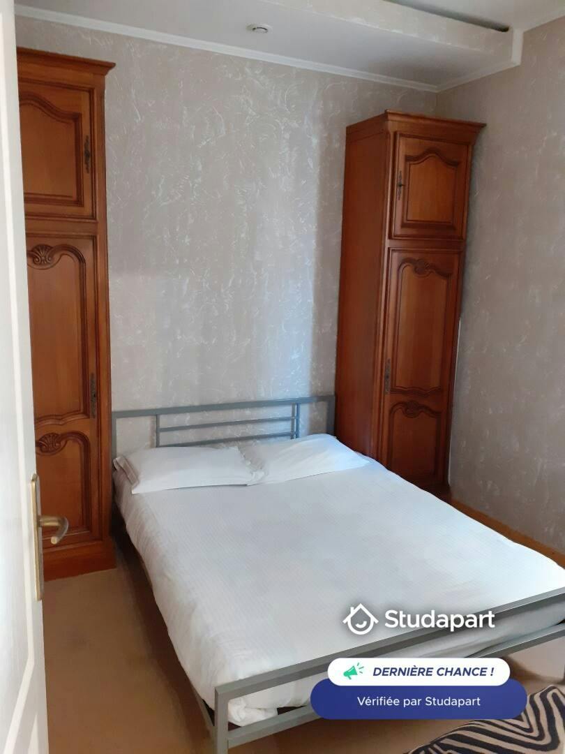 Apartment in Bordeaux, Victoire - View 5