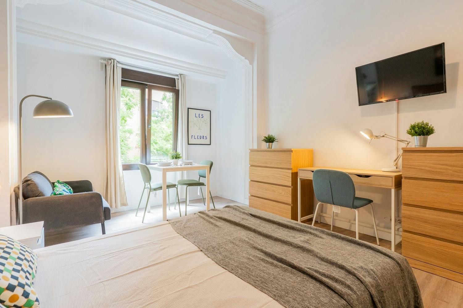 preview gallery tile