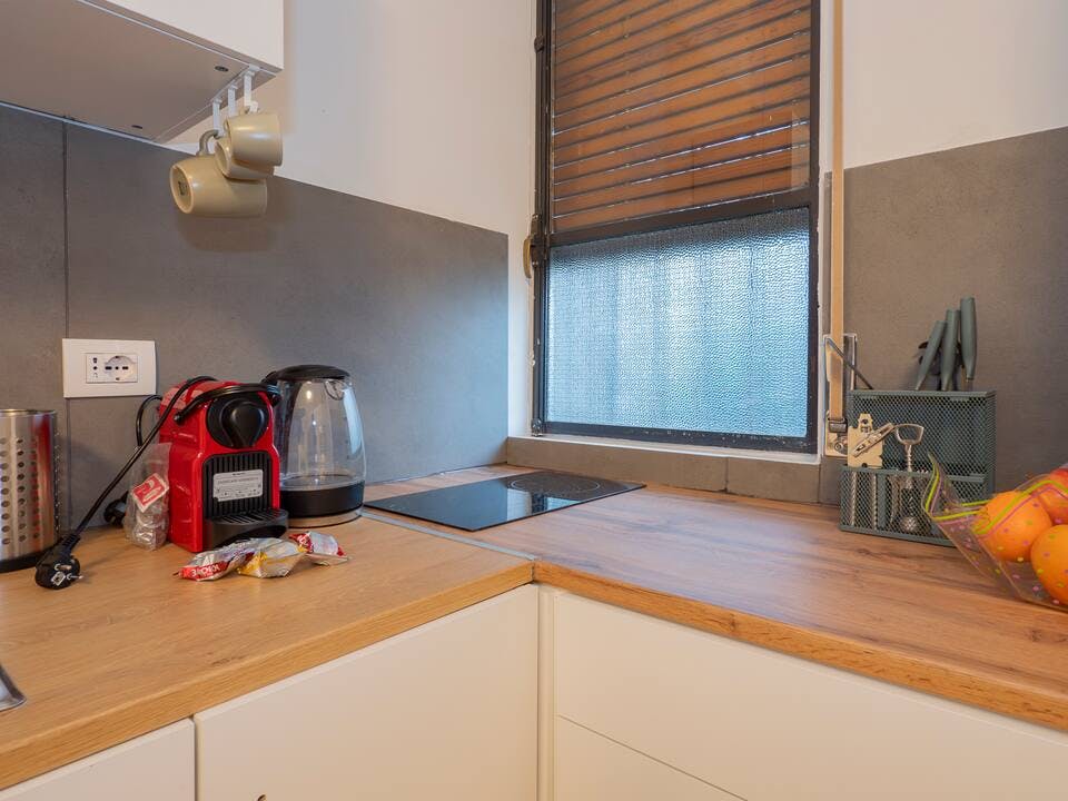 Apartment for rent for €1,600 per month in Milan, Via Cesare Balbo