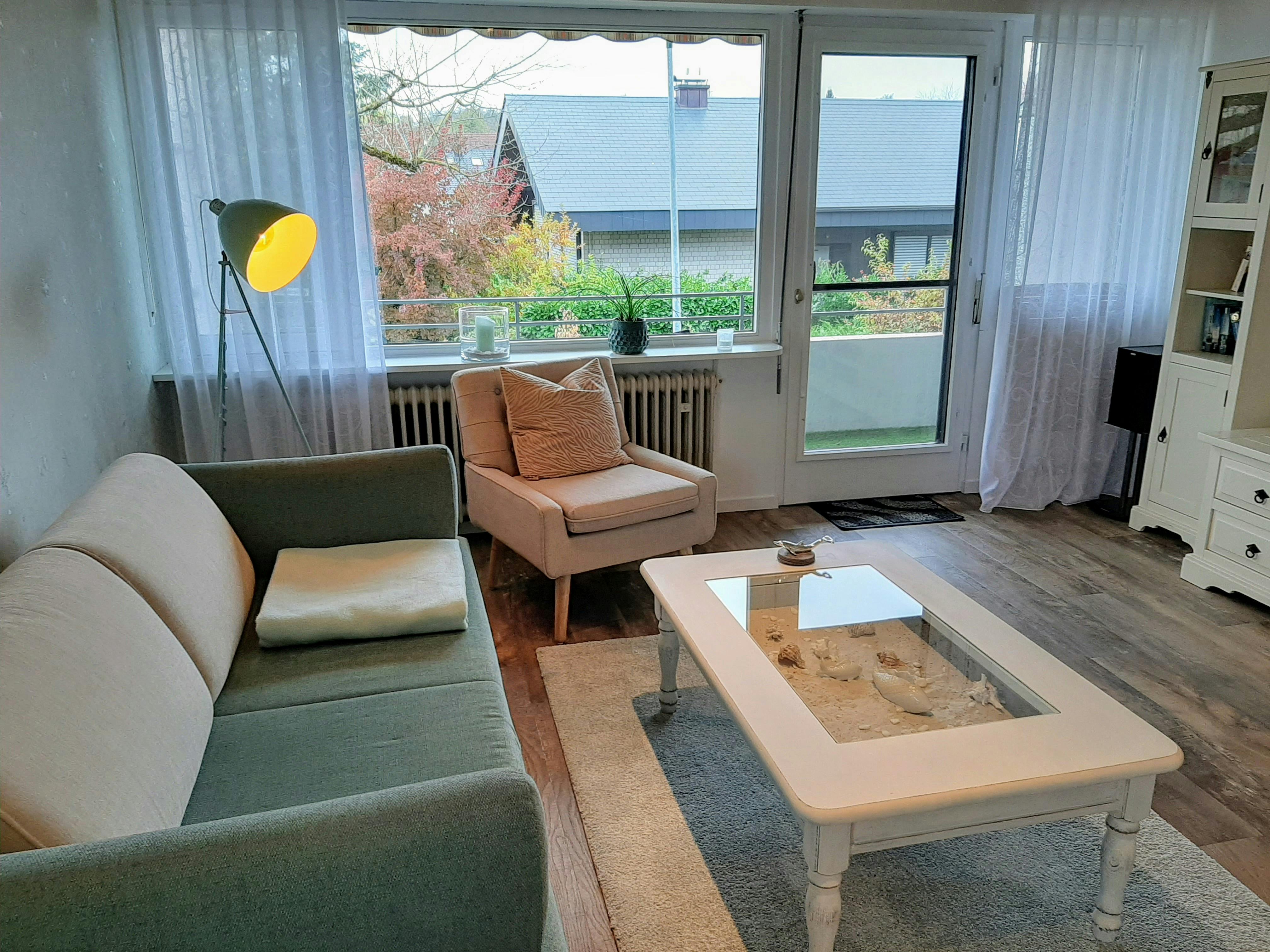 Apartment for rent for CHF 1,303 per month in Gaienhofen, In der Reute
