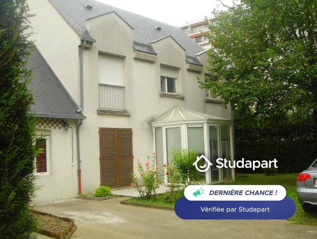 Private room for rent for €730 per month in Villejuif, Rue René Hamon