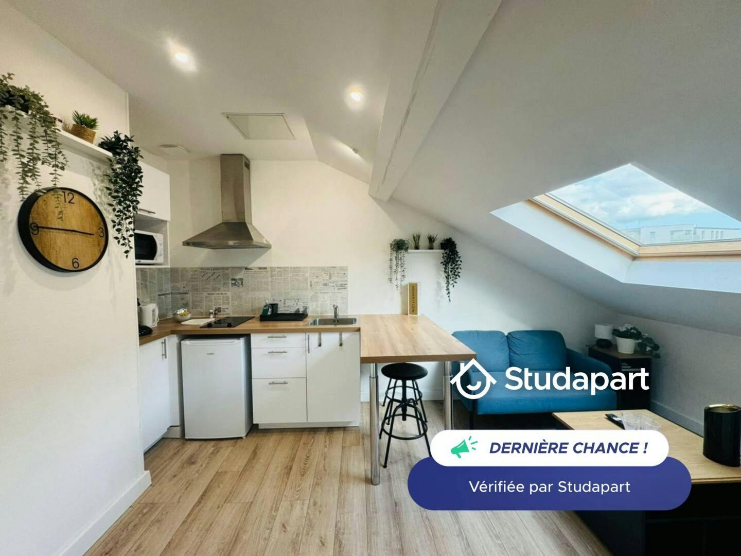 Apartment for rent for €620 per month in Reims, Rue du Mont d'Arène