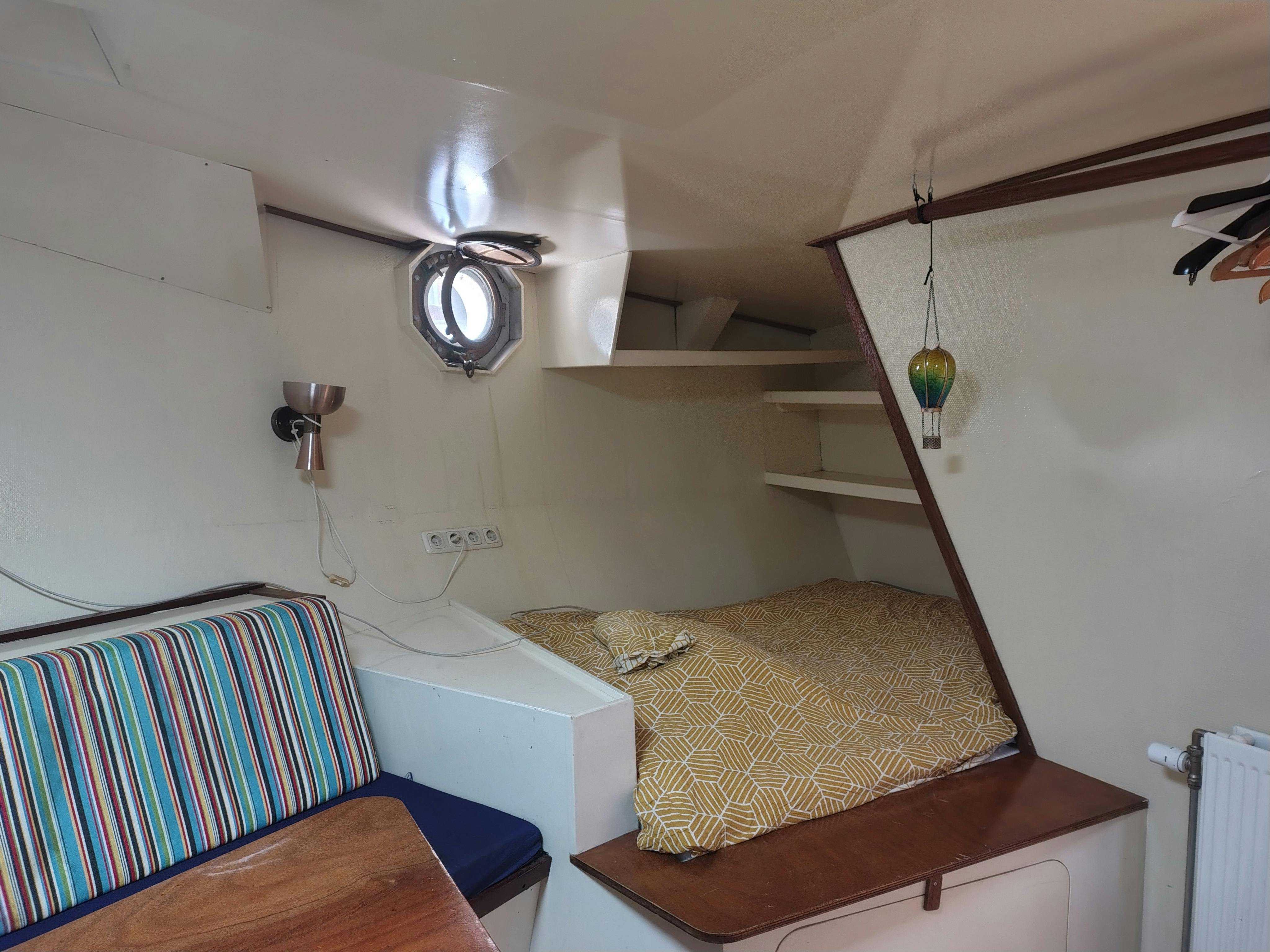 Студия сдается в аренду за 1 150 € в месяц в Rotterdam, Veerkade