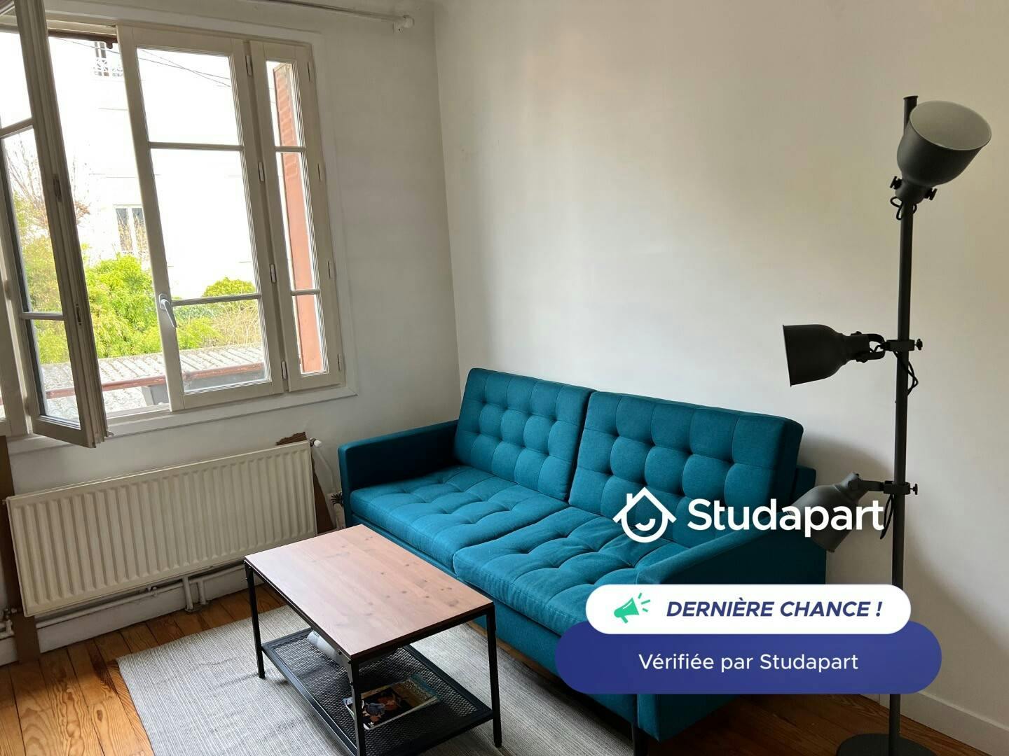 Apartment for rent for €1,190 per month in Bois-Colombes, Rue Adolphe Guyot