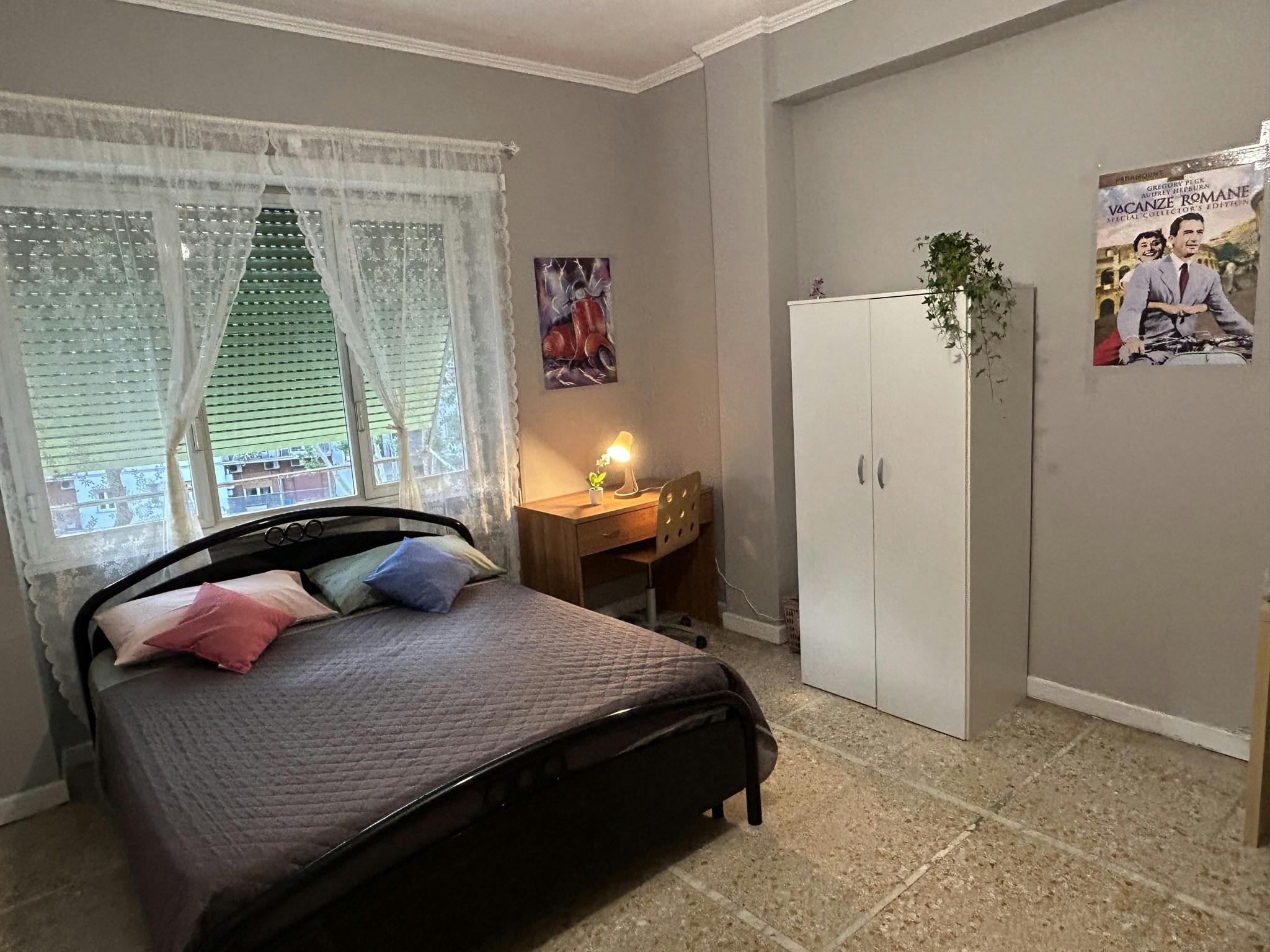 preview gallery tile