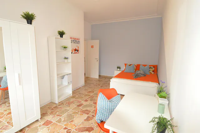 Private room in Via Barbato Zanoni, Modena (1640523) room image 1