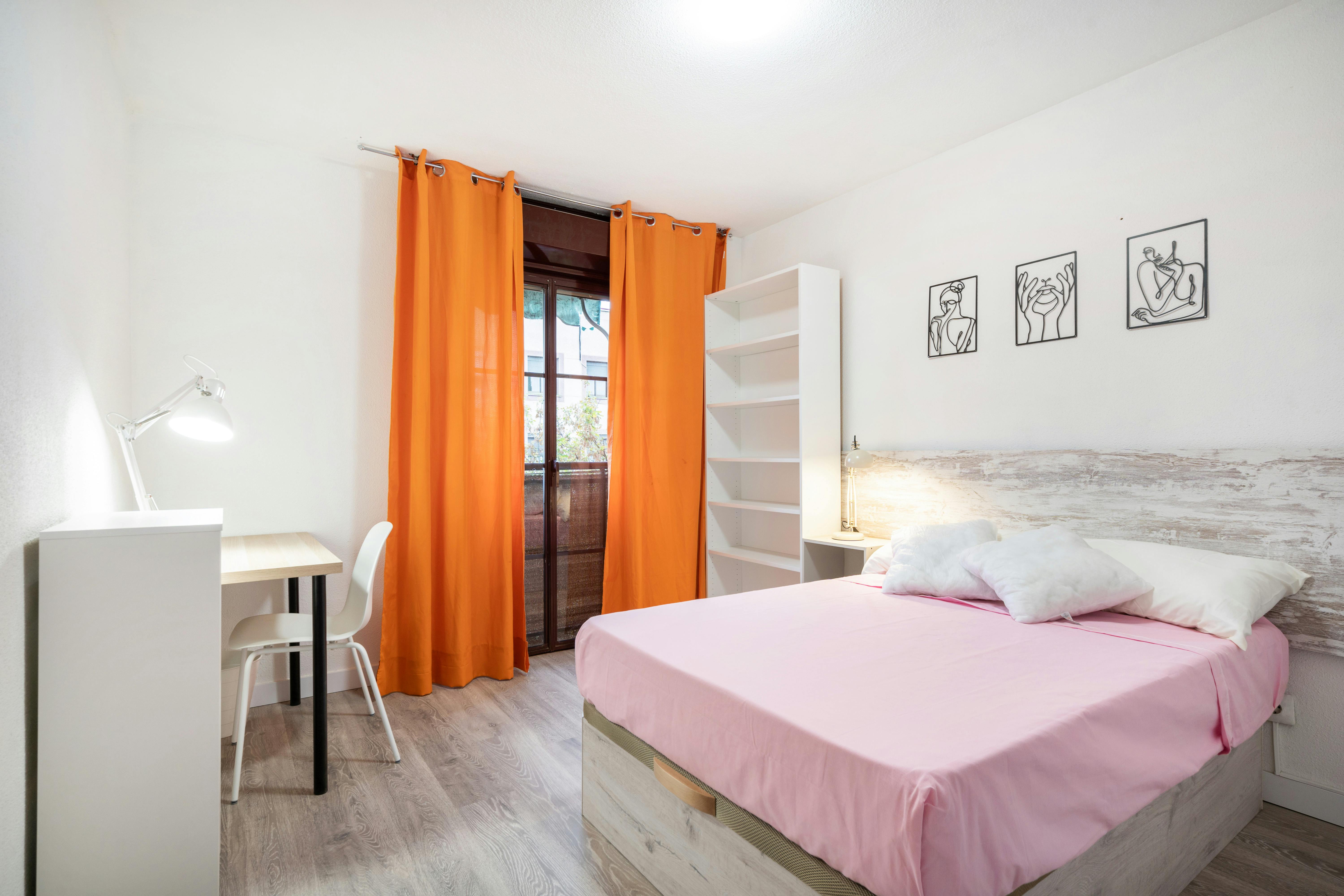 Calle Matilde Hernández, Madrid Madrid