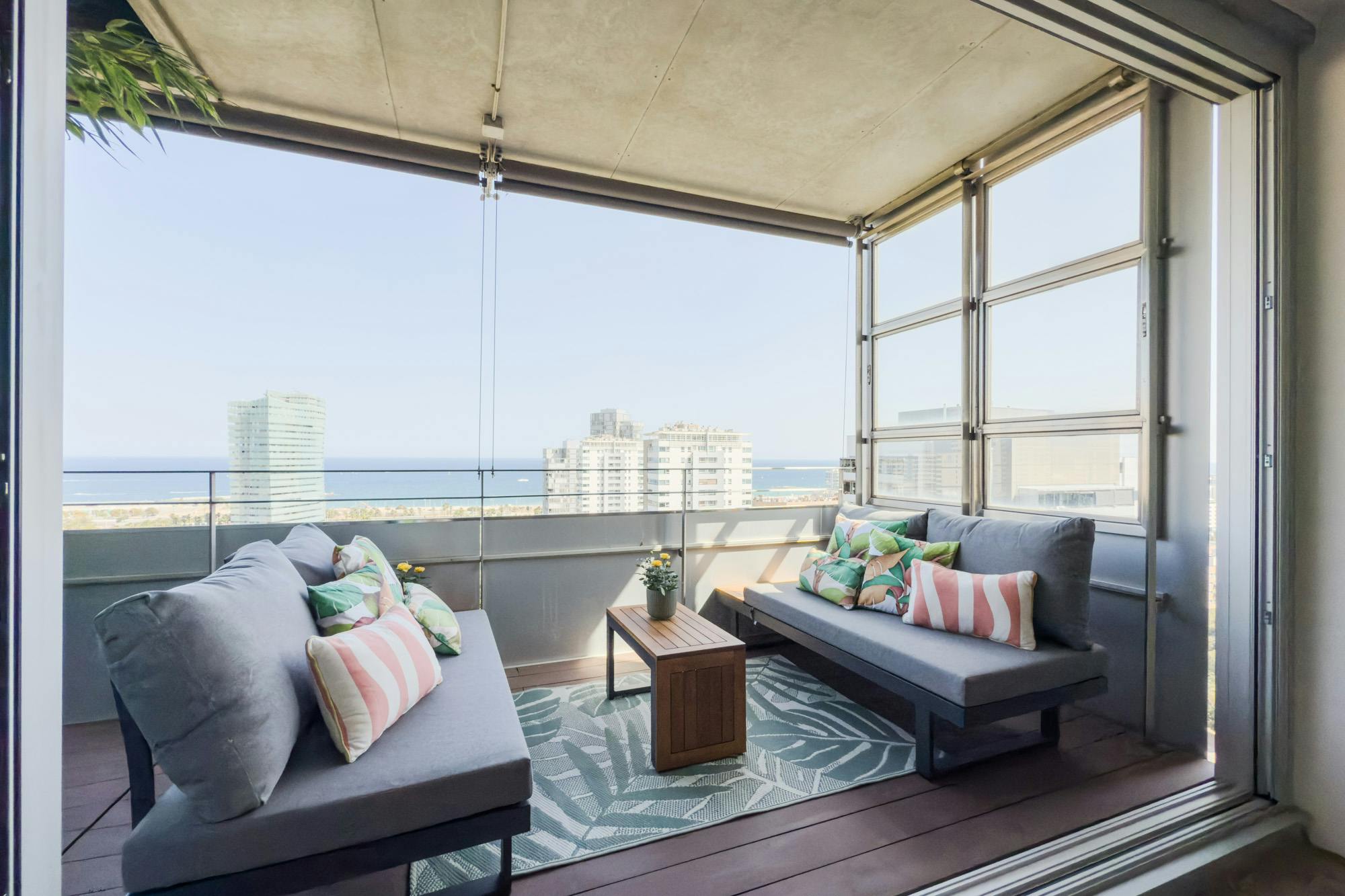 preview gallery tile