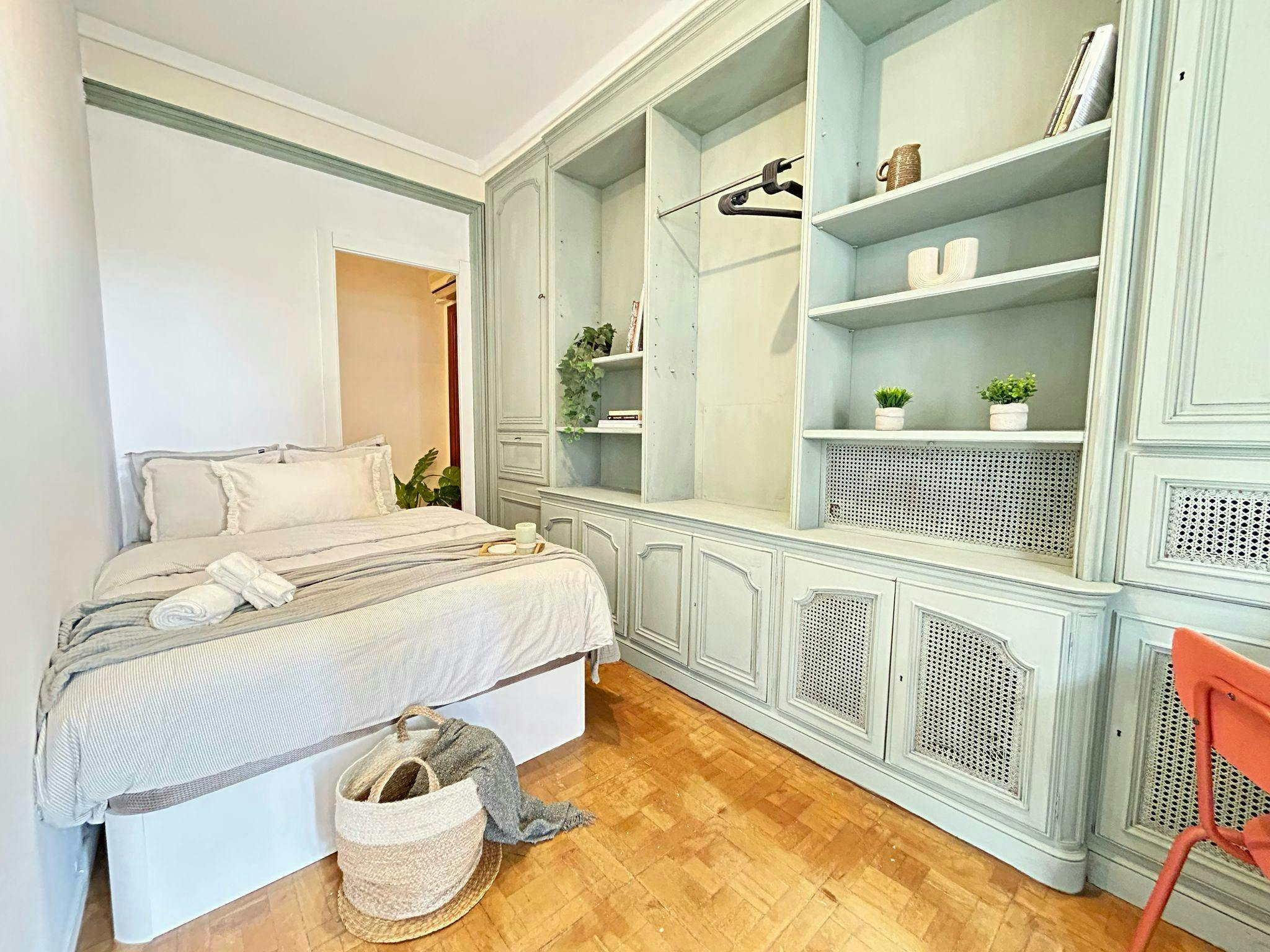 preview gallery tile