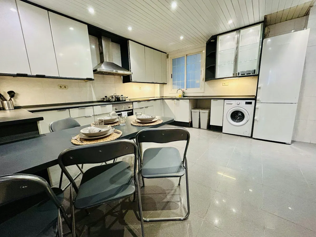 Private room in Carrer de Balmes, Barcelona (1640723) COMMON_AREA