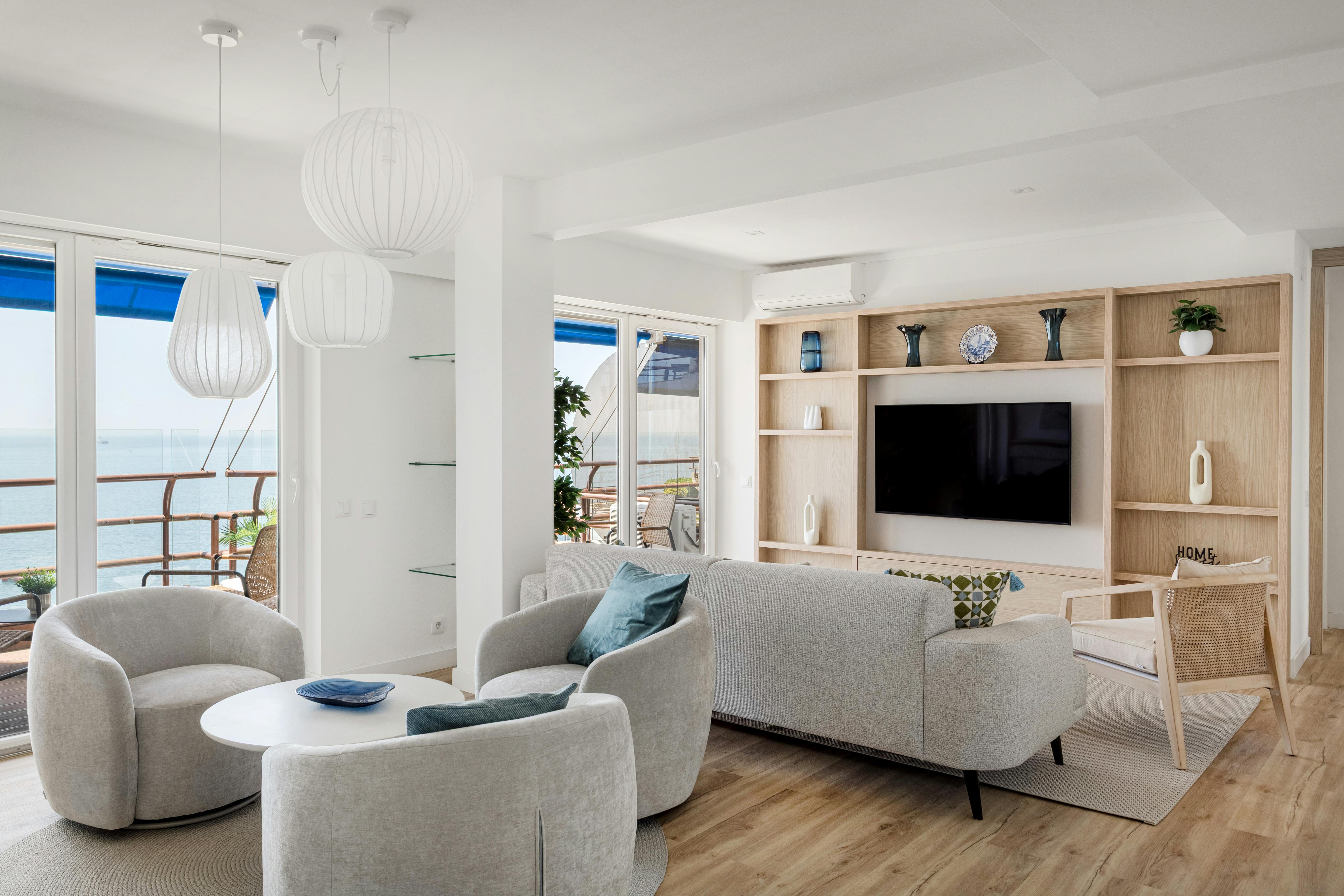 Apartment for rent for €11,340 per month in Estoril, Rua Sacadura Cabral