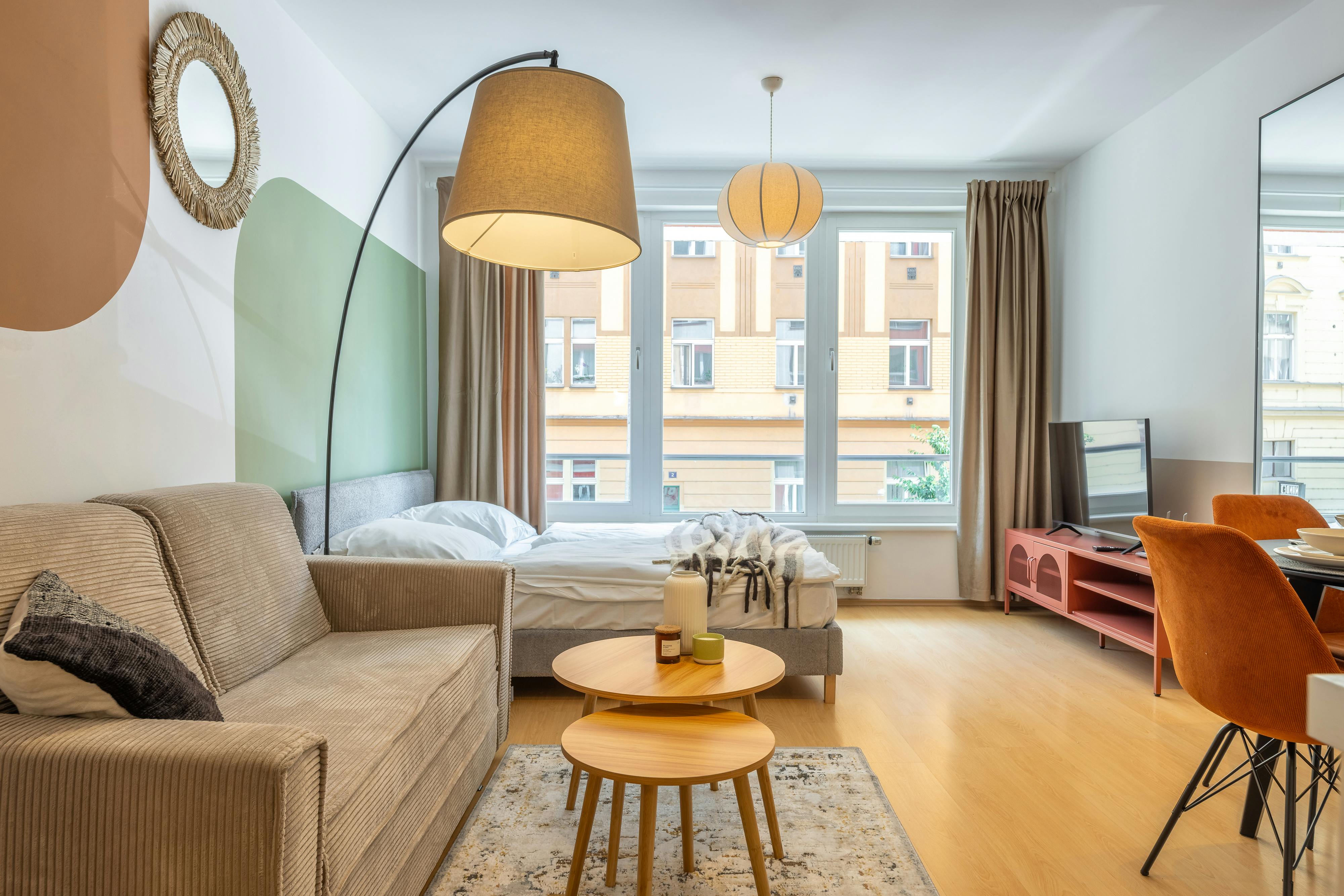 Studio for rent for CZK 41,181 per month in Hlavní město Praha, V Horkách