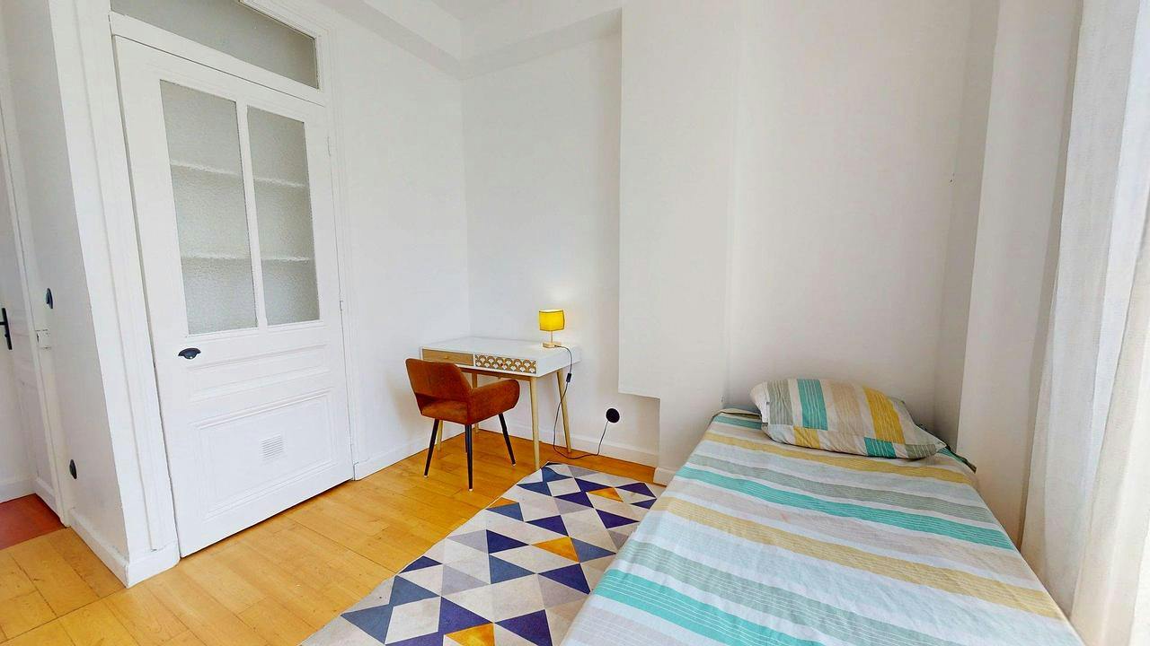 Private room for rent on Rue Duquesne, Lyon - Vue 3