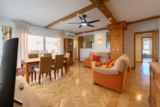 4-Bedroom Apartment in Avenida de la Gavia, Madrid (1640899) room image 1