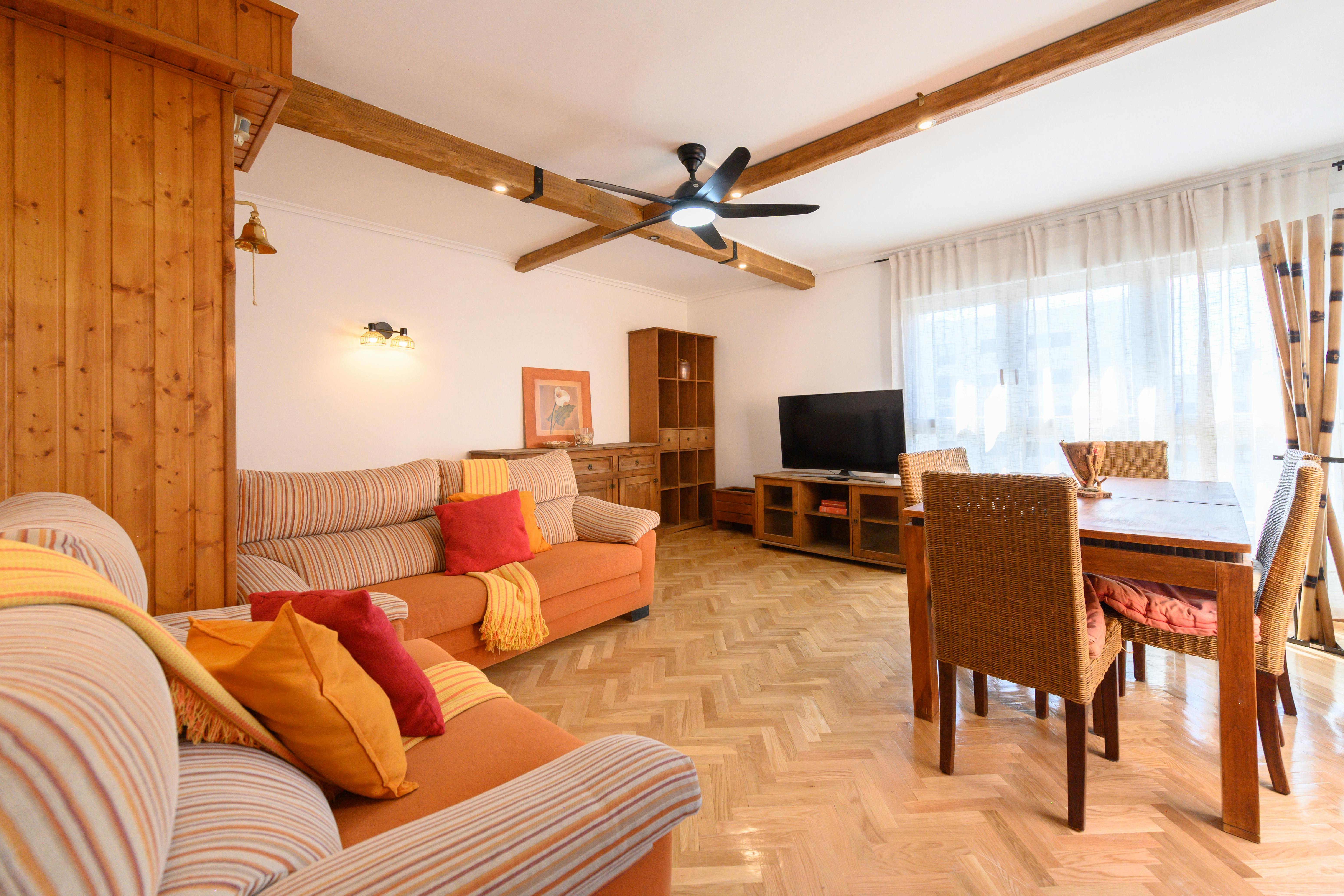 Apartment Madrid, 4 beds — photo 4