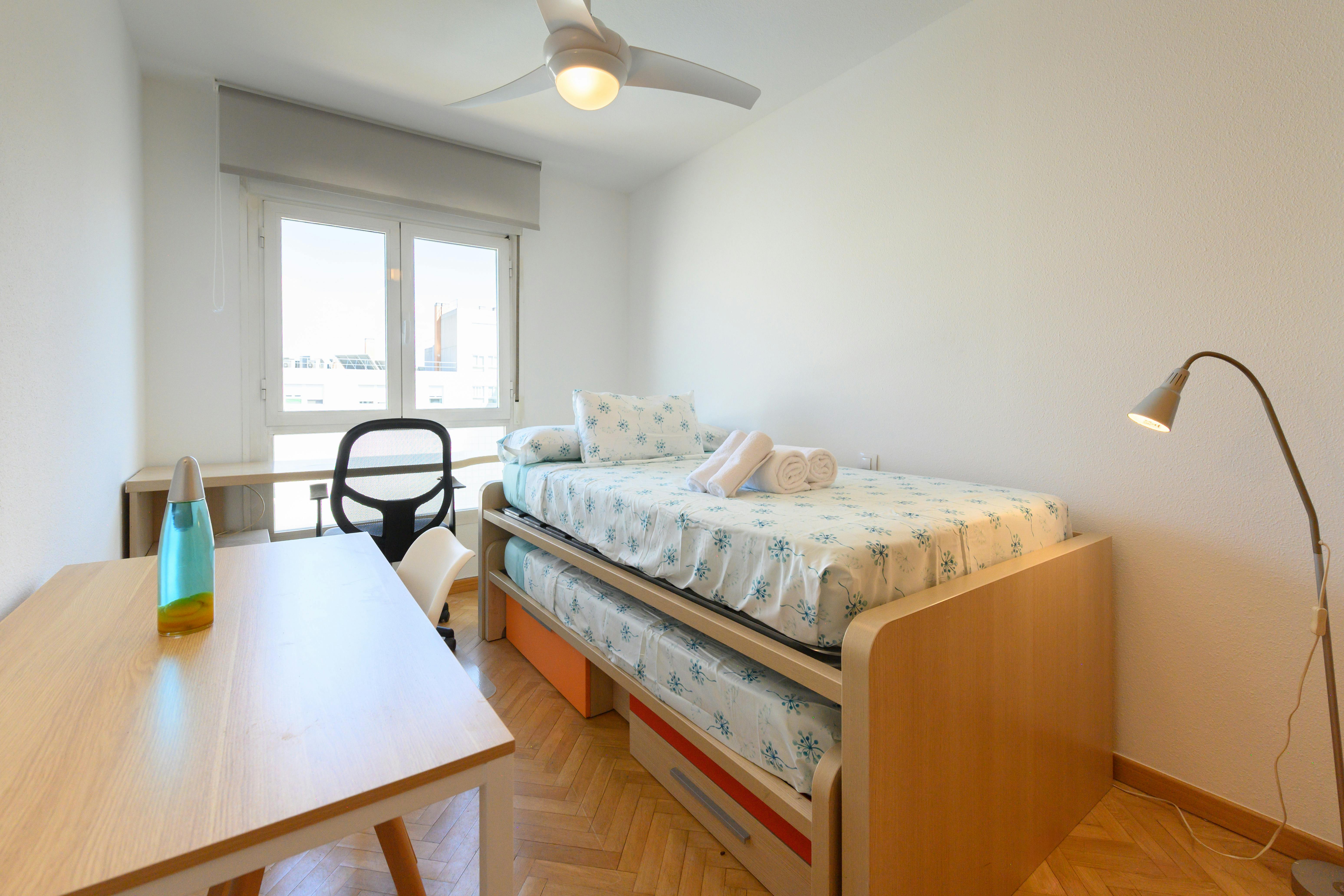 Apartment Madrid, 4 beds — photo 3