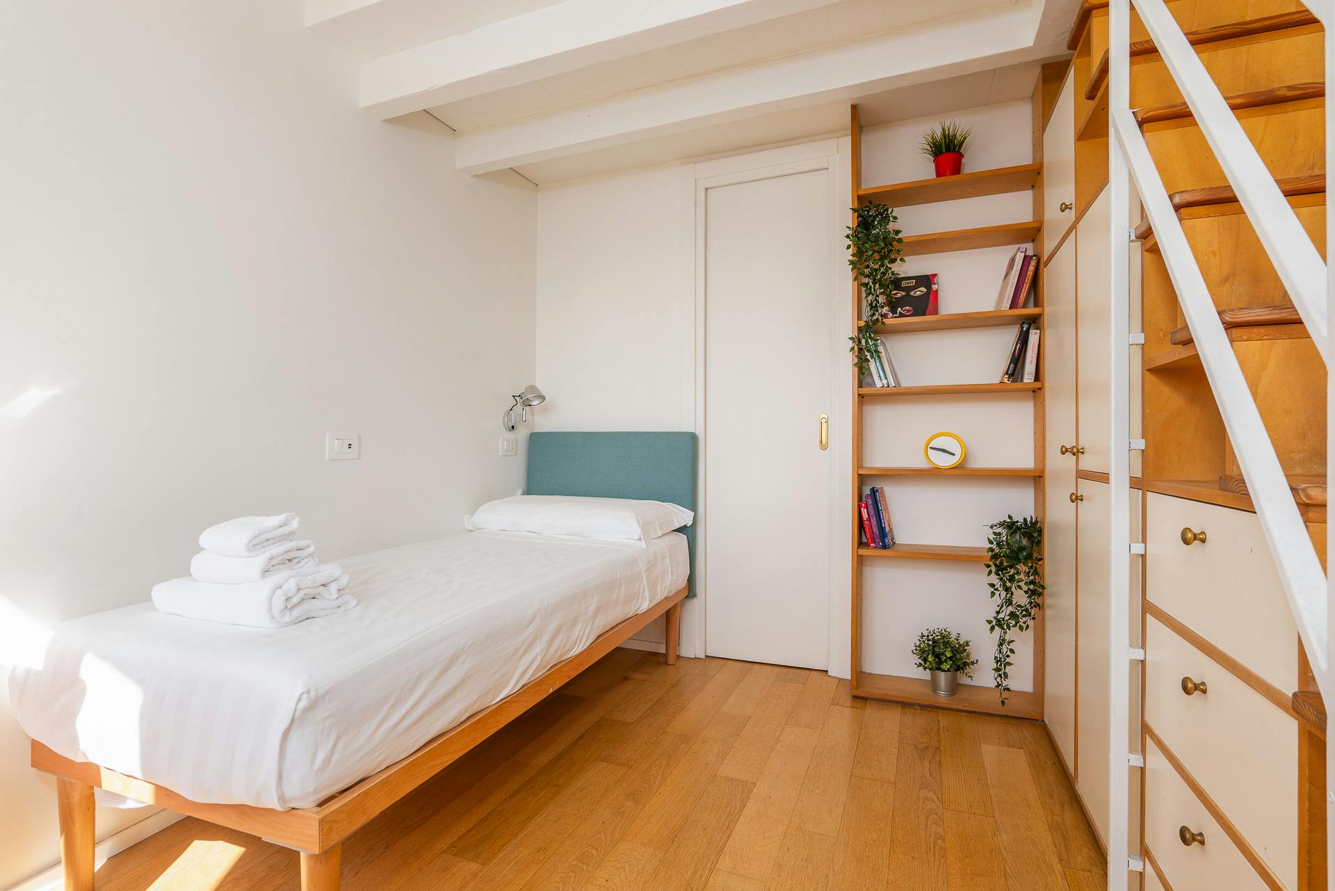 Apartment Milan, 1 bed — photo 35