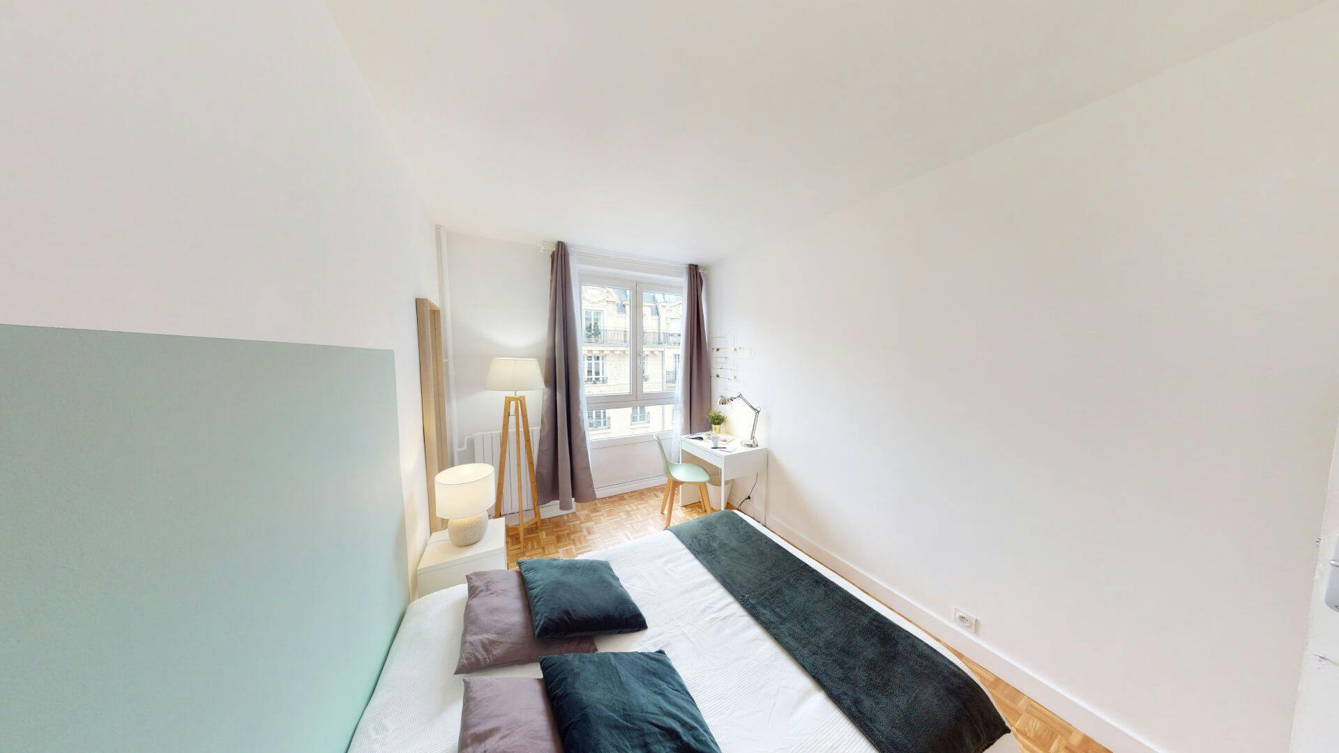 Single room Paris, 1 bed, 10m² — photo 1