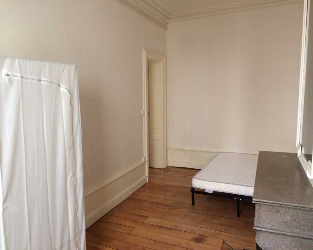 Private room in Place Bellecour, Lyon (1641004) room image 1