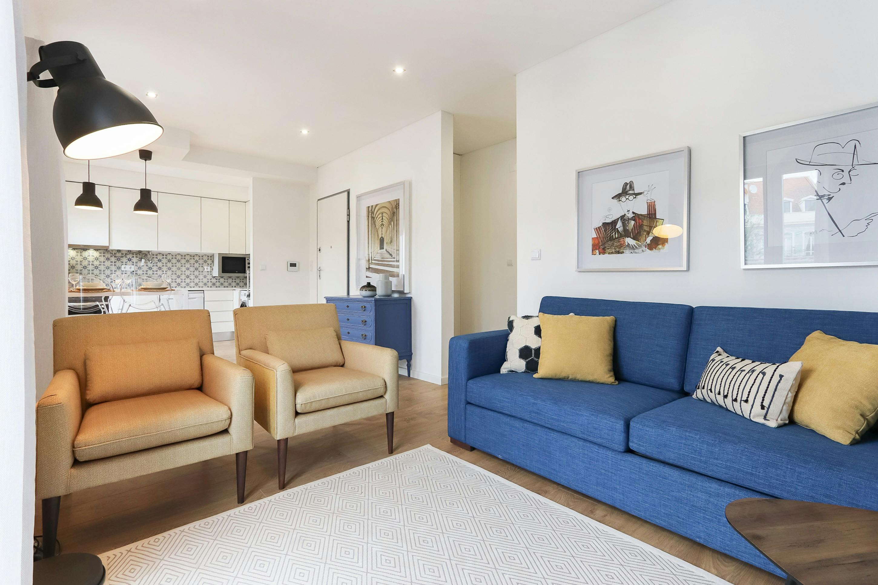 Apartment for rent for €1,926 per month in Lisbon, Rua dos Anjos