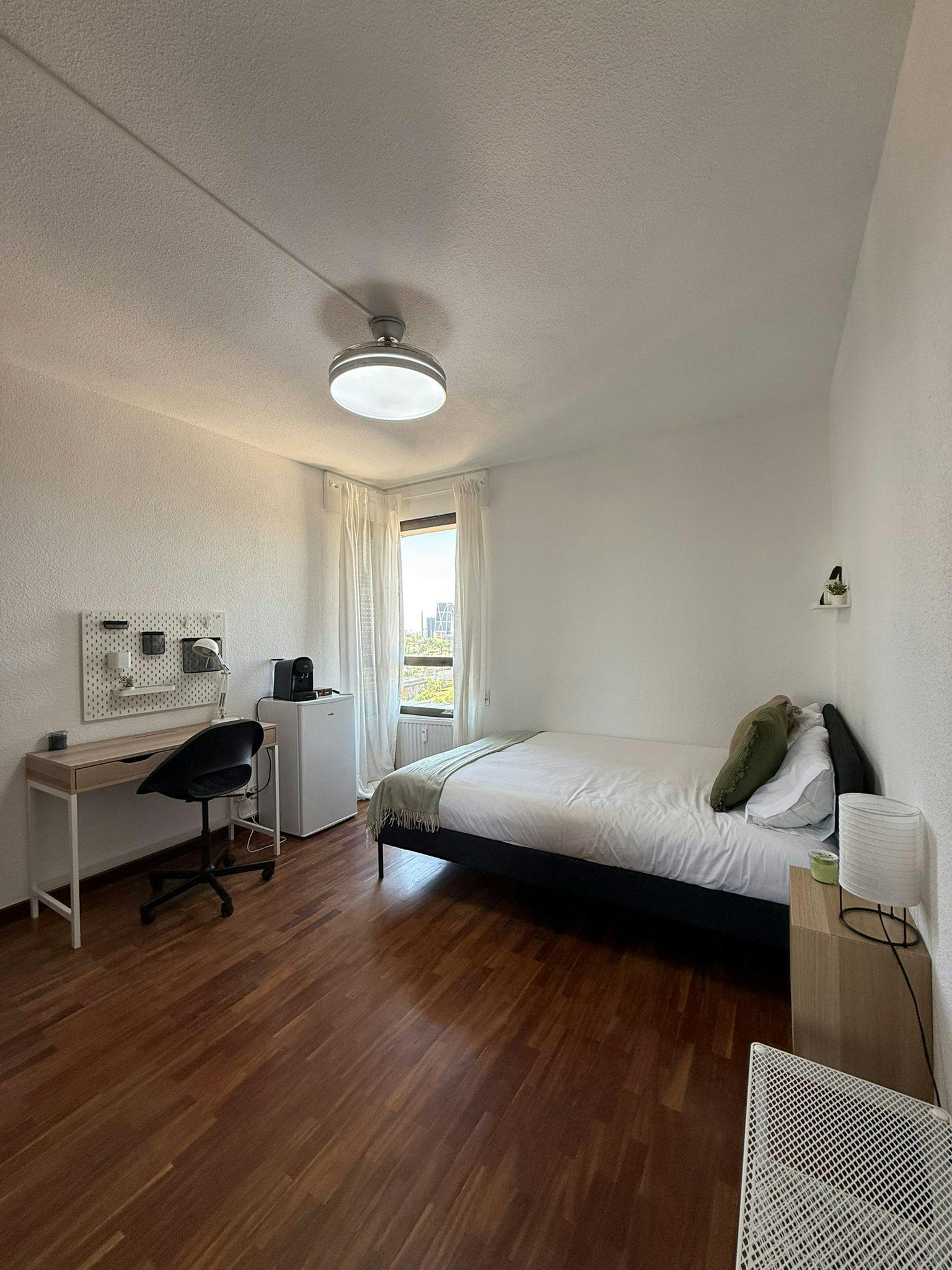 Calle de Cardenal Marcelo Spínola, Madrid Madrid