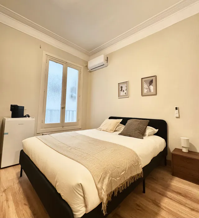 Private room in Calle de Serrano, Madrid (1641088) room image 2