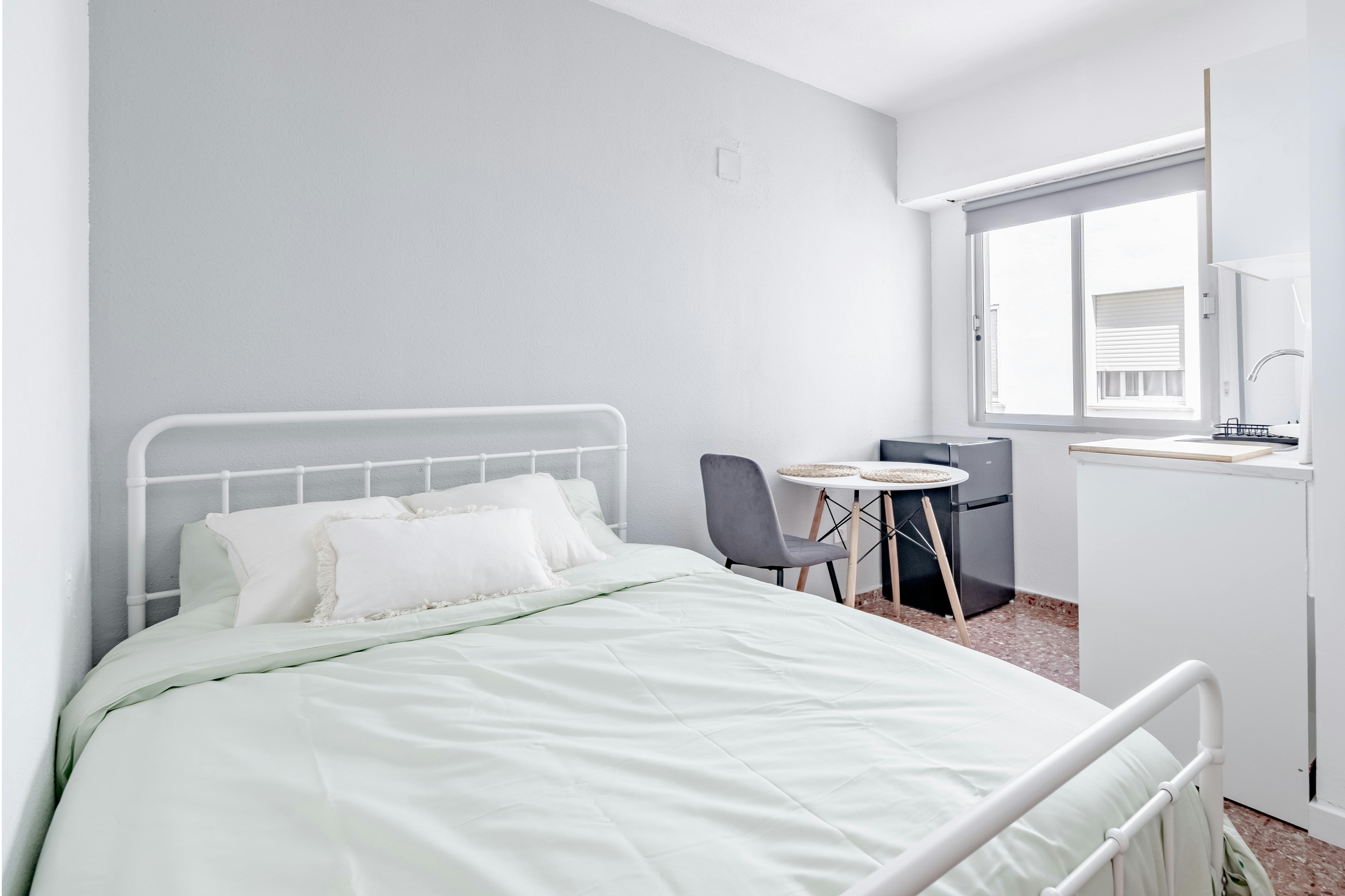 Single room Aldaia, 1 bed, 12m² — photo 5